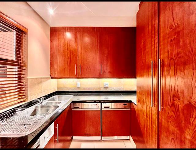 2 BEDROOM APARTMENT FOR SALE IN MORNINGSIDE